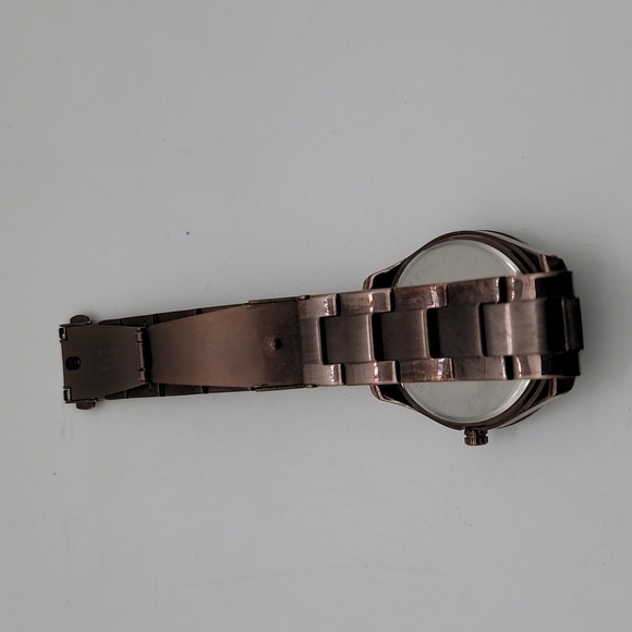 Fossil Women's Brown Watch NEEDS BATTERY - Picture 4 of 5